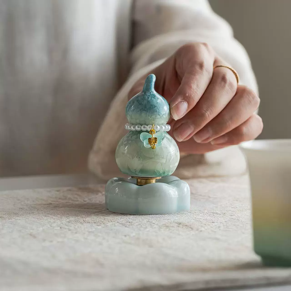 Adorable Rotating Lucky Gourd  - مراجعة Plant Parent Gifts وسعره