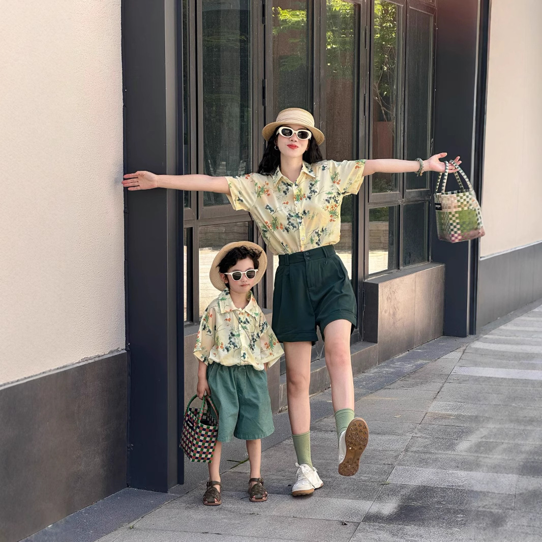 Family Vacation Mother Father  - مراجعة Plant Parent Shirt وسعره